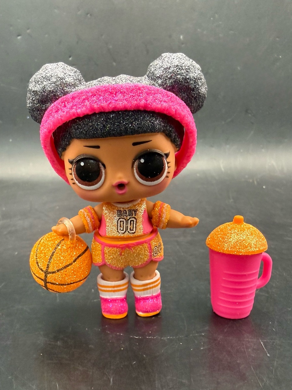 LOL Surprise Doll All Star Sports Hoops MVP Glitter Doll Arms Move w/Ball Bottle